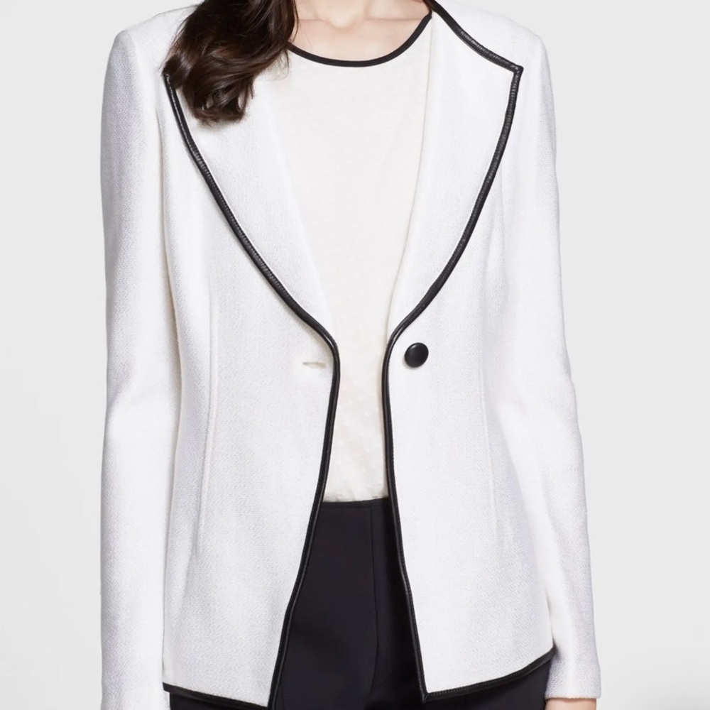 St. John Leather Trim Micro Textured Knit old money preppy Blazer size 6